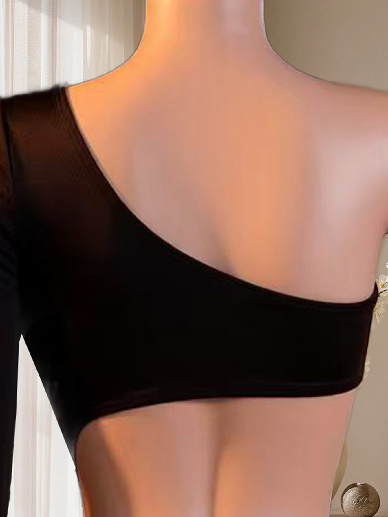 Damen-Bodysuit mit einer Schul – Lingerie Bewertung und Preis
