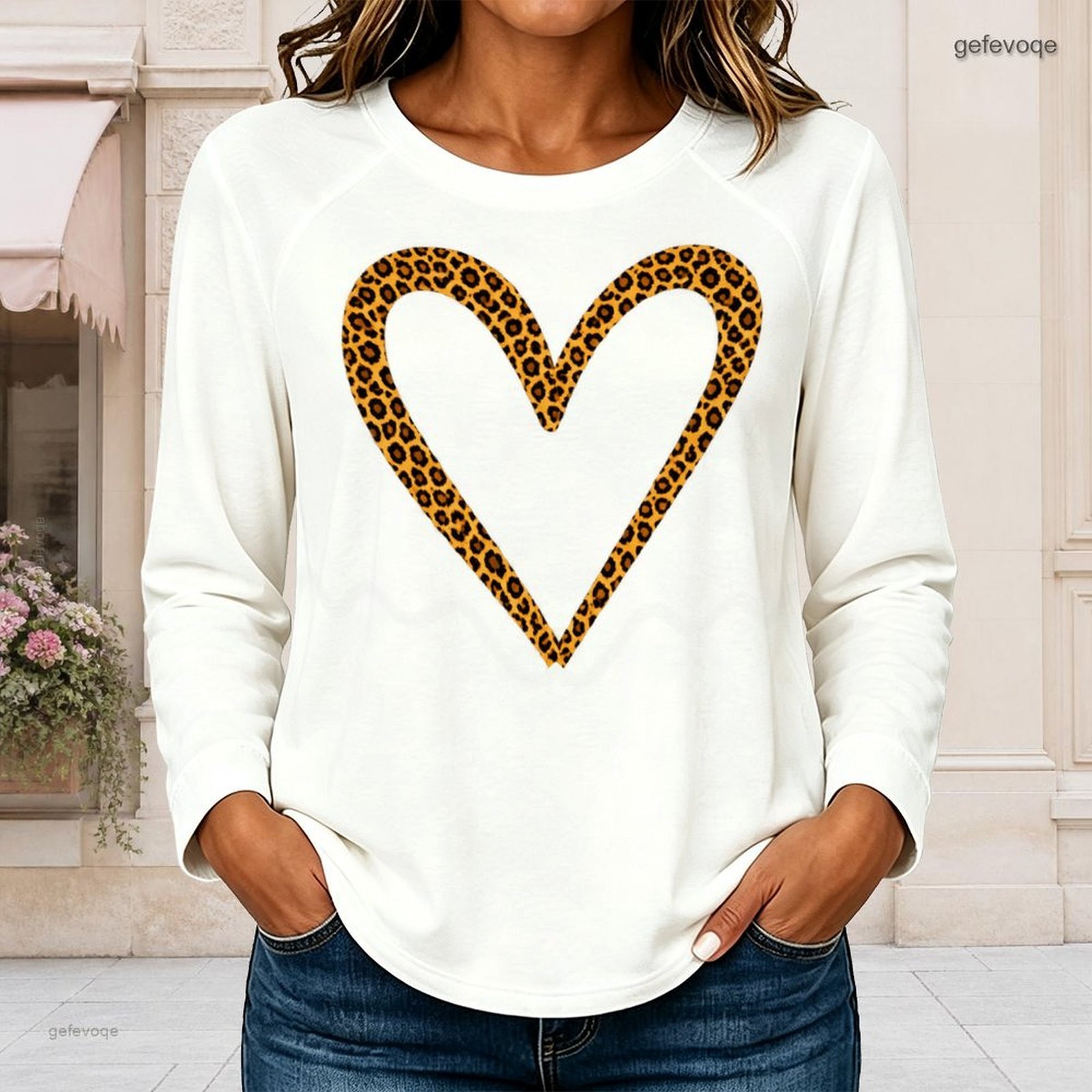 Damen-T-Shirt mit Rundhalsauss – Blouses Bewertung und Preis